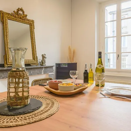 Romantique Duplex Au Pied De La Cité Appartement *