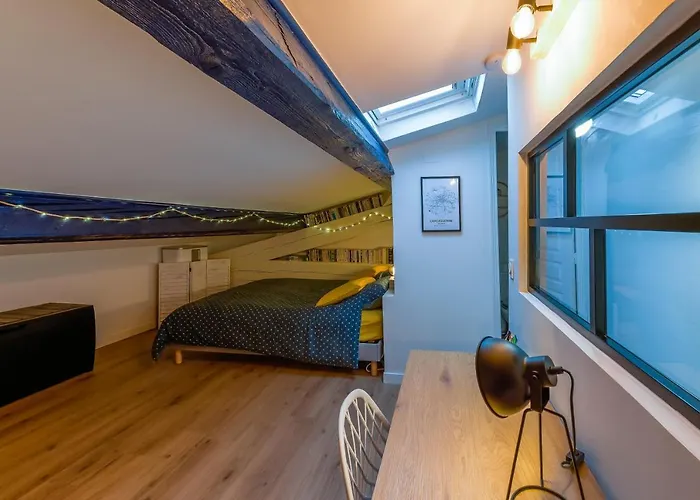 Διαμέρισμα Romantique Duplex Au Pied De La Cite *